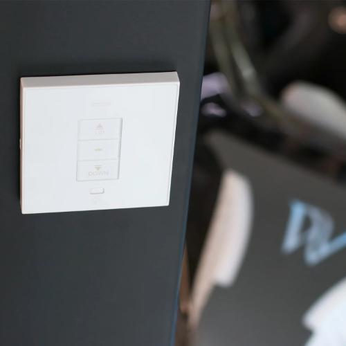 Wellis MotionFlex 300 bioklimatska pergola sa belim LED osvetljenjem